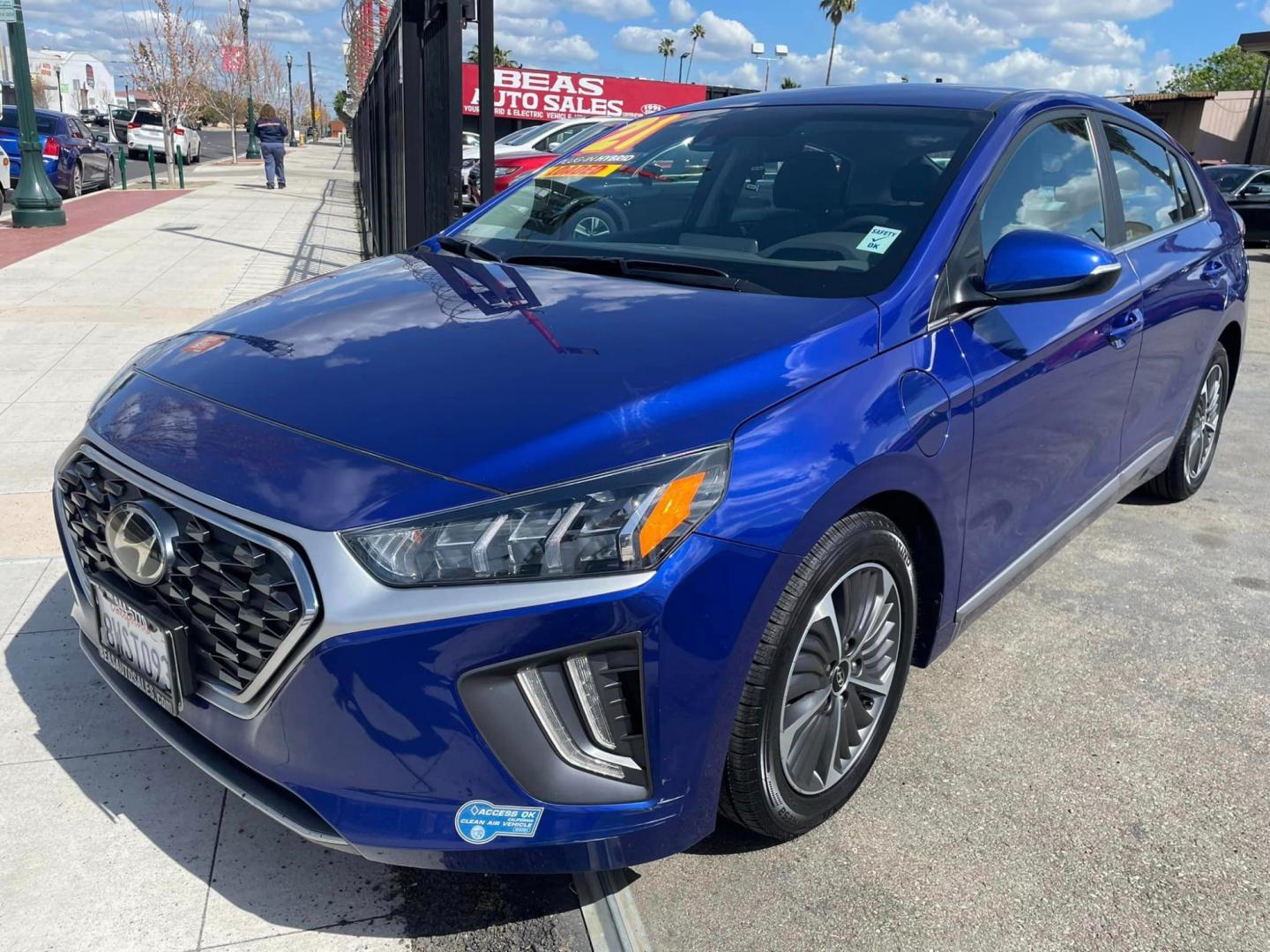 2021 BLUE /GRAY Hyundai Ioniq Plug-In Hybrid (KMHC75LD5MU) , located at 744 E Miner Ave, Stockton, CA, 95202, (209) 944-5770, 37.956863, -121.282082 - Photo#3